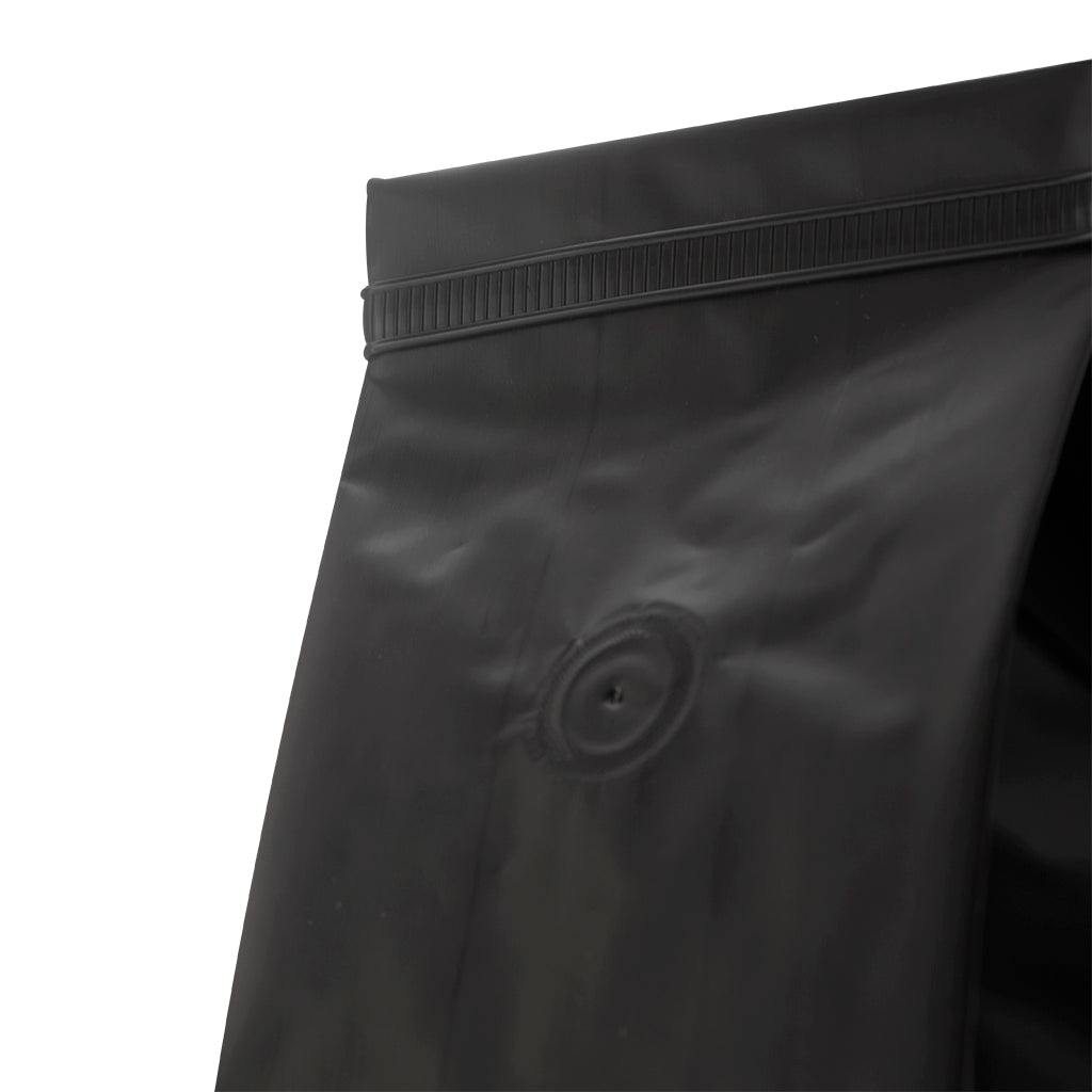 bolsa negra con válvula y peel stick para café 500g