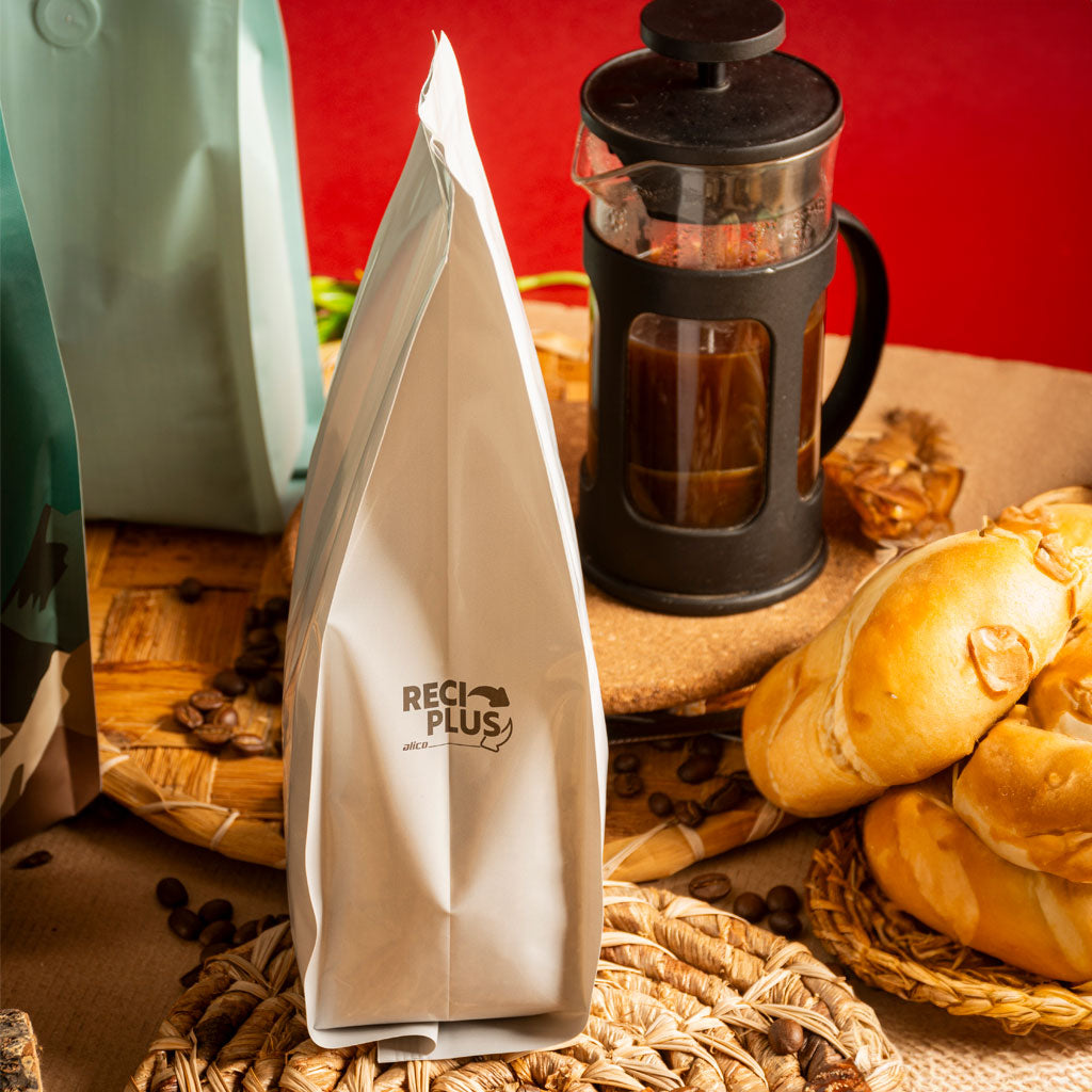 empaque amigable con el medio ambiente  para cafe de 500 gr y 250 gr
